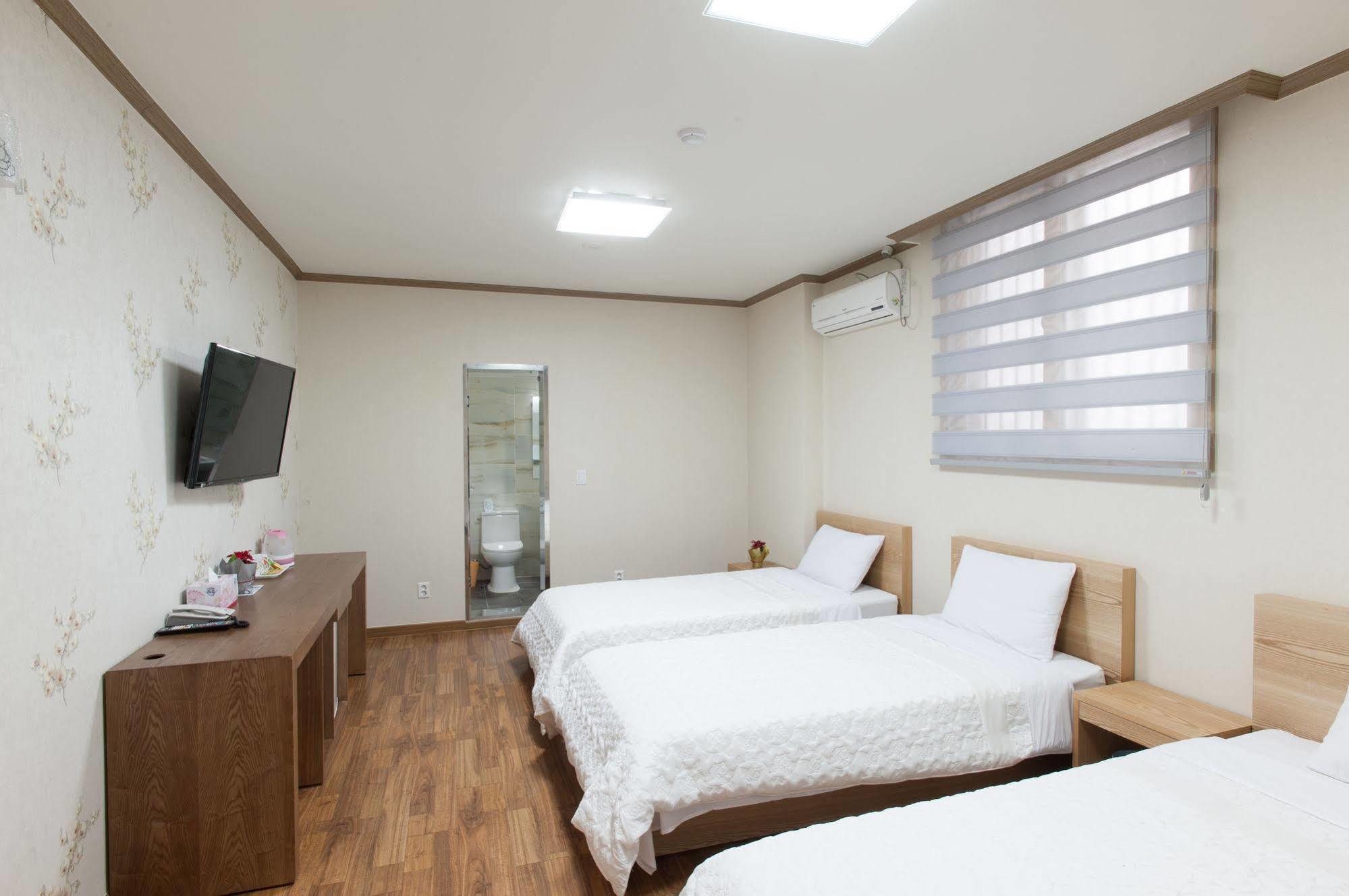 Benikea Hotel Flower Seul Exterior foto
